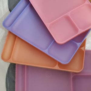 [Item 69] 4pk Tupperware stackable lunch trays